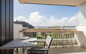 Cozy Apartment In La Rochelle With House Sea View